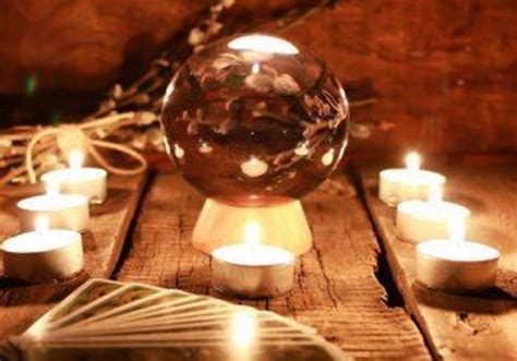 The Power of Intuition in Divination: Tips for Cultivating Your Inner Guidance